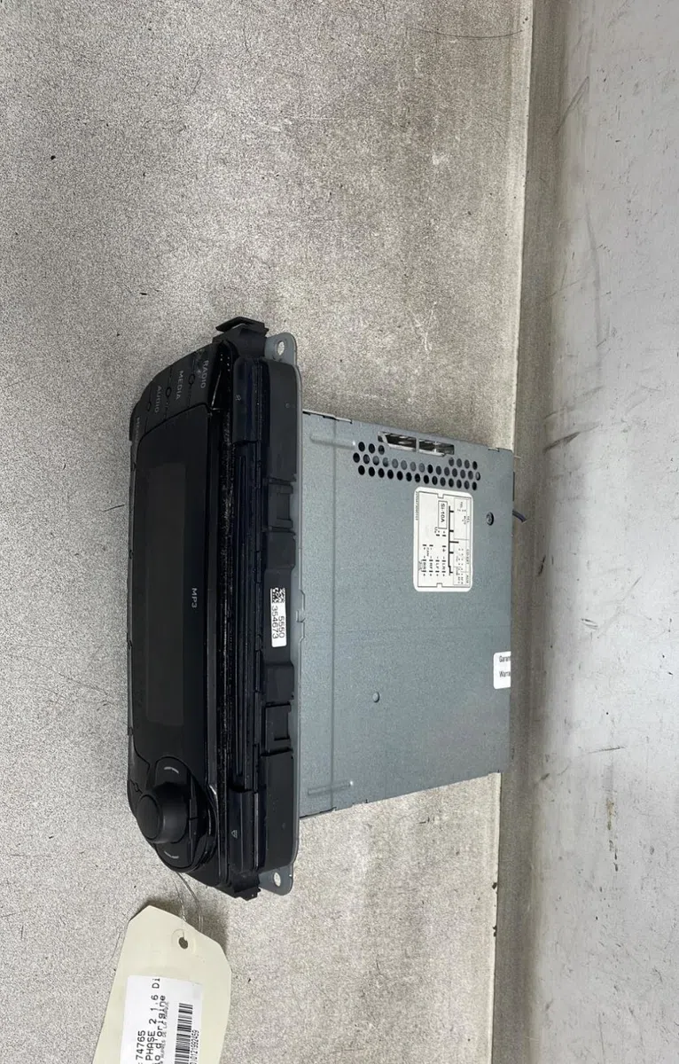 Autoradio Seat IBIZA IV (6J5, 6P1) 1.6 tdi (2009-2015) occasion
