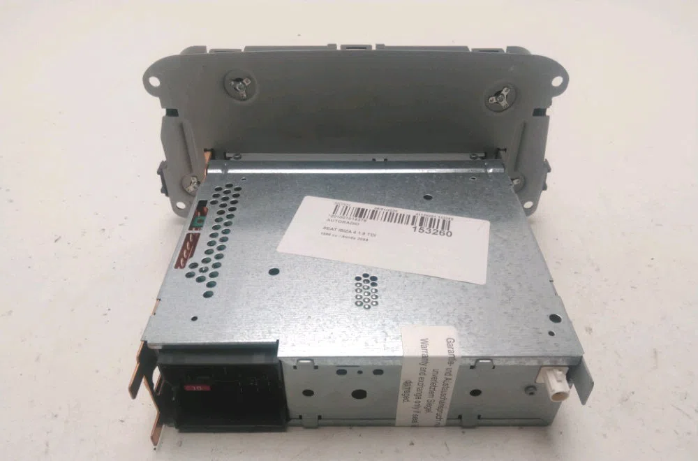 Autoradio Seat IBIZA IV (6J5, 6P1) 1.9 tdi (2008-2010) occasion