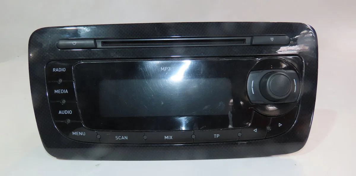 Autoradio Seat IBIZA IV (6J5, 6P1) 2.0 tdi (2010-2015) occasion