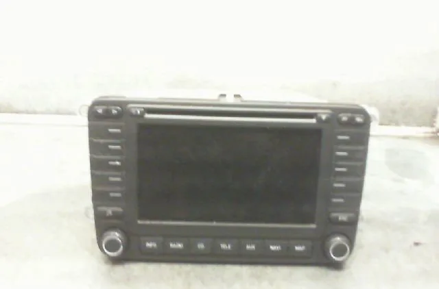 Autoradio Seat LEON (1P1) 2.0 tdi 16v (2005-2012) occasion