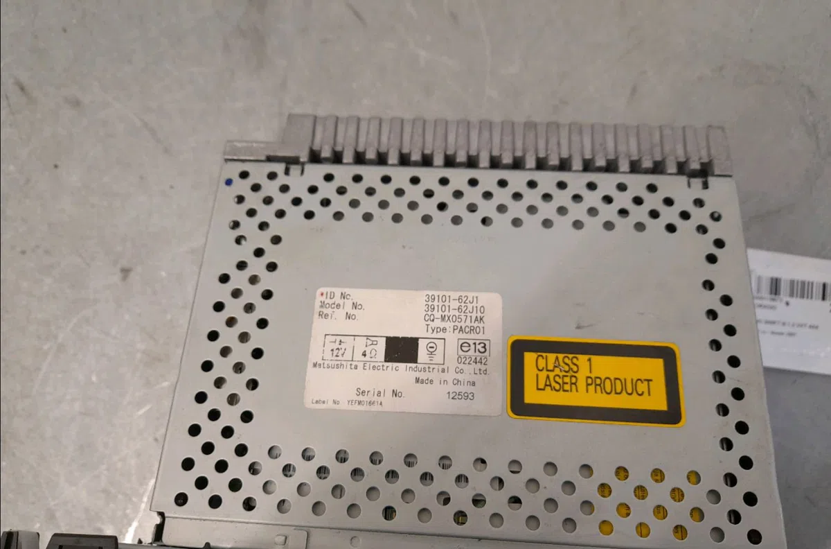 Autoradio Suzuki SWIFT III (MZ, EZ) 1.3 4x4 (rs 413) (2006) occasion