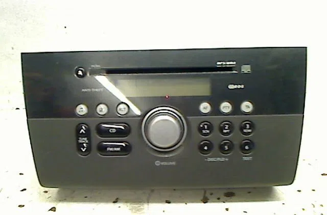 Autoradio Suzuki SWIFT III (MZ, EZ) 1.3 (rs 413) (2005) occasion