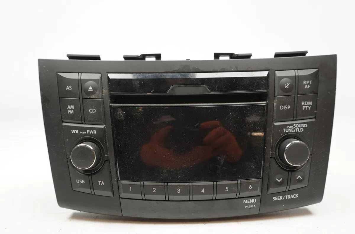 Autoradio Suzuki SWIFT IV (FZ, NZ) 1.2 (azh 412) (2010) occasion