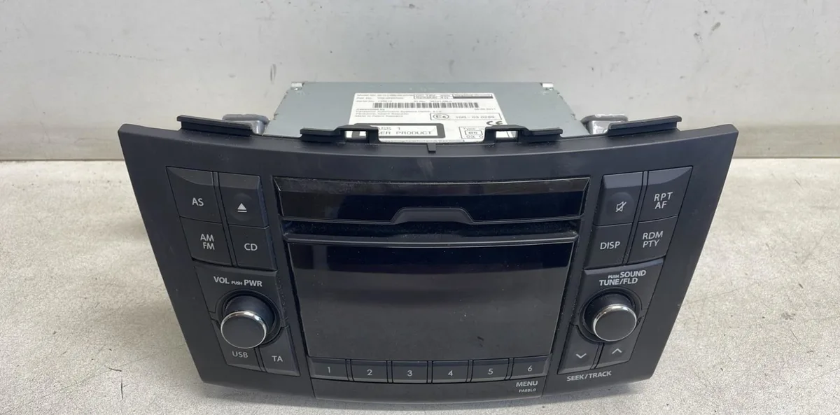 Autoradio Suzuki SWIFT IV (FZ, NZ) 1.2 (azh 412) (2010) occasion