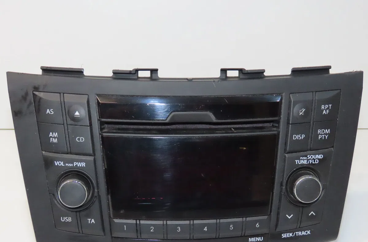 Autoradio Suzuki SWIFT IV (FZ, NZ) 1.3 ddis (azg 413d) (2010) 3 portes occasion