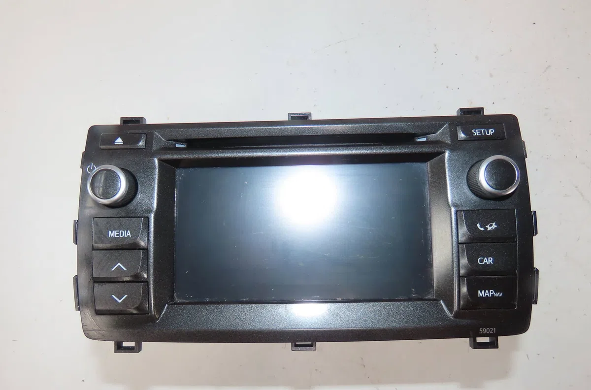 Autoradio Toyota AURIS Break (_E18_) 1.8 hybrid (zwe186_) (2013-2018) occasion