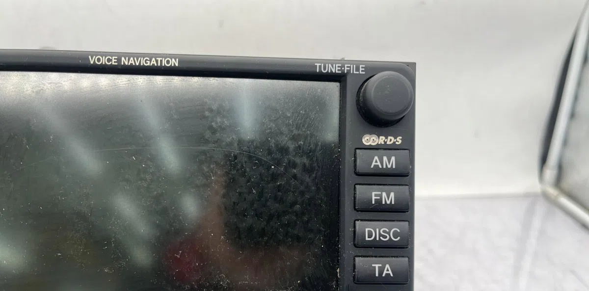 Autoradio TOYOTA AVENSIS 2 PHASE 2 BREAK occasion