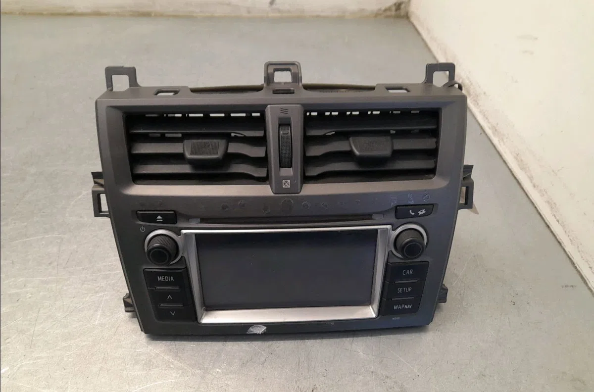 Autoradio Toyota VERSO S (_P12_) 1.4 d4-d (nlp121_) (2010-2016) occasion