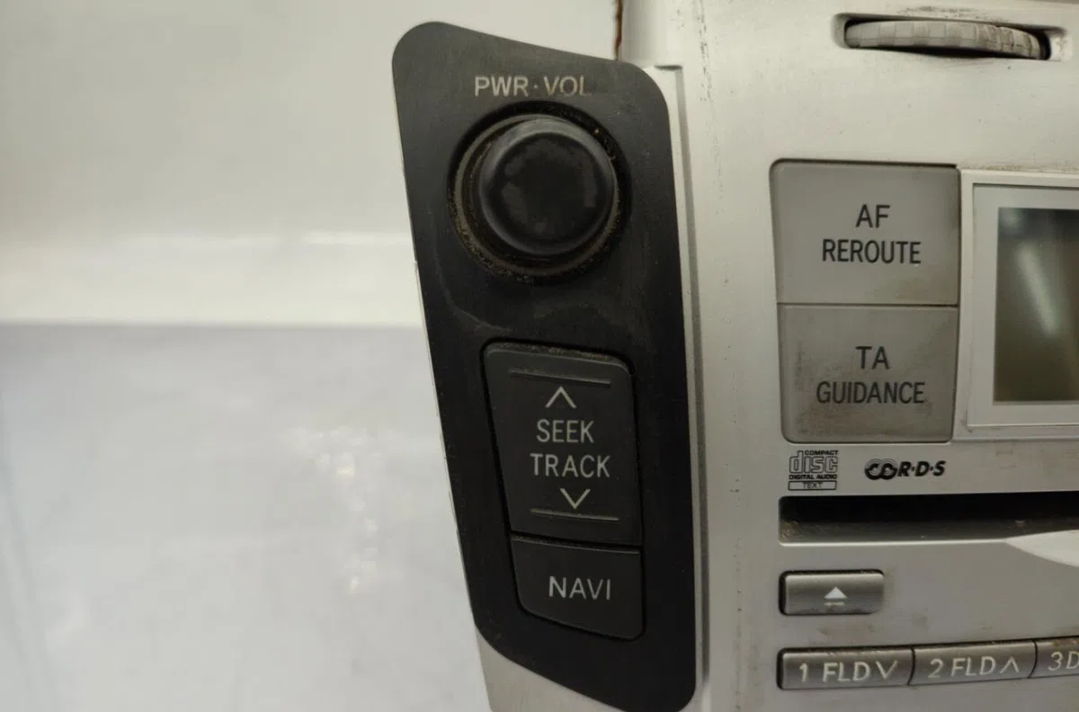 Autoradio TOYOTA YARIS 2 PHASE 1 occasion
