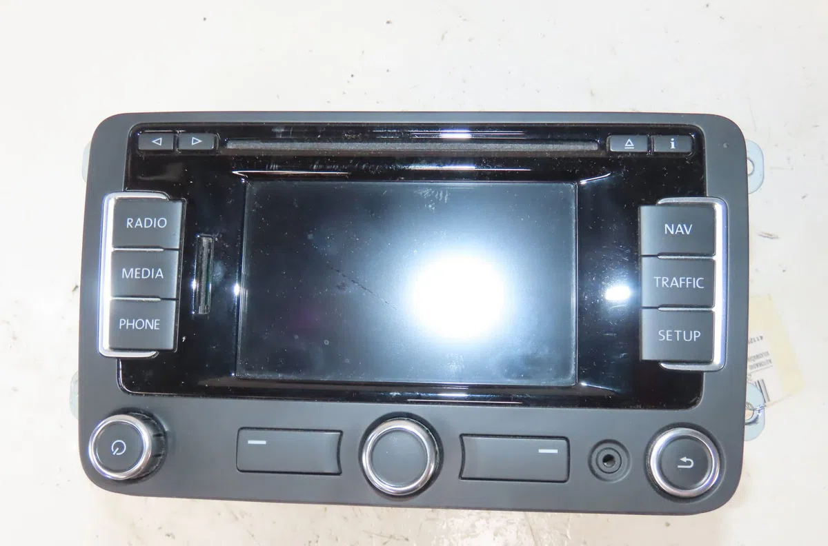 Autoradio Volkswagen GOLF PLUS V (5M1, 521) 1.6 tdi (2009-2013) 5 portes occasion