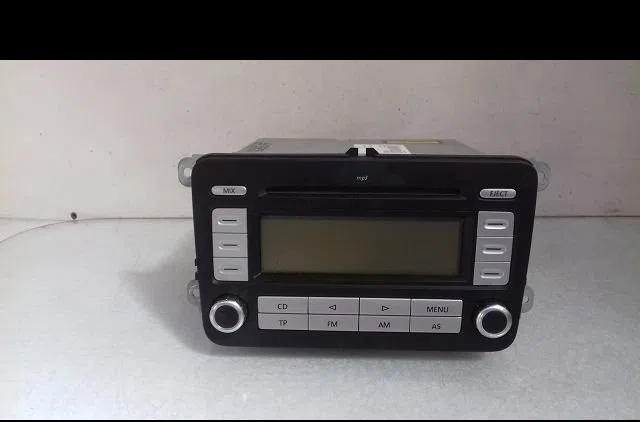 Autoradio Volkswagen GOLF PLUS V (5M1, 521) 1.9 tdi (2005-2009) 5 portes occasion