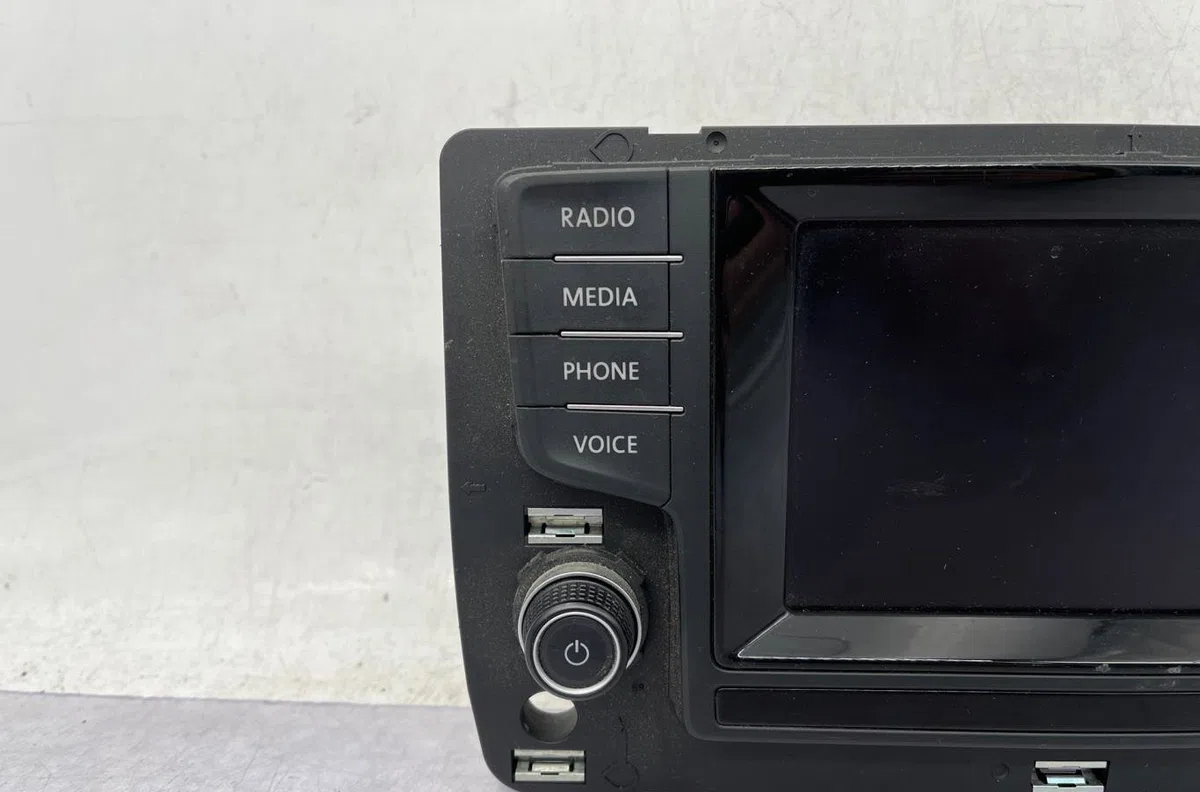 Autoradio VOLKSWAGEN GOLF SPORTSVAN PHASE 1 occasion