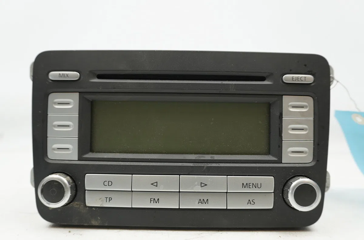 Autoradio Volkswagen GOLF V (1K1) 1.9 tdi (2003-2008) occasion