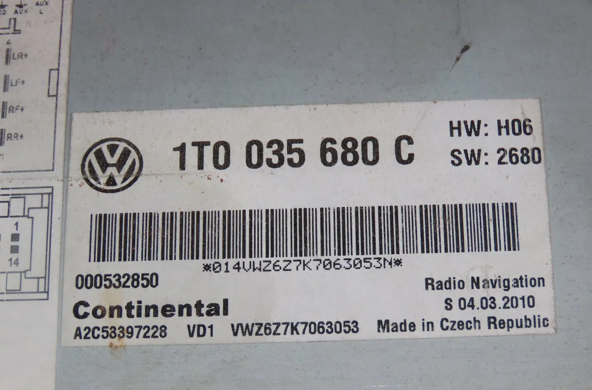 Autoradio Volkswagen GOLF VI (5K1) 1.6 tdi (2009-2012) 5 portes occasion