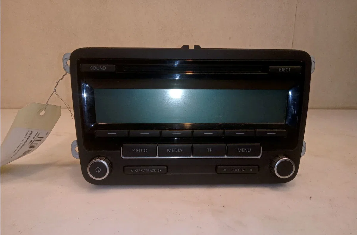 Autoradio Volkswagen GOLF VI (5K1) 2.0 tdi (2008-2013) 5 portes occasion