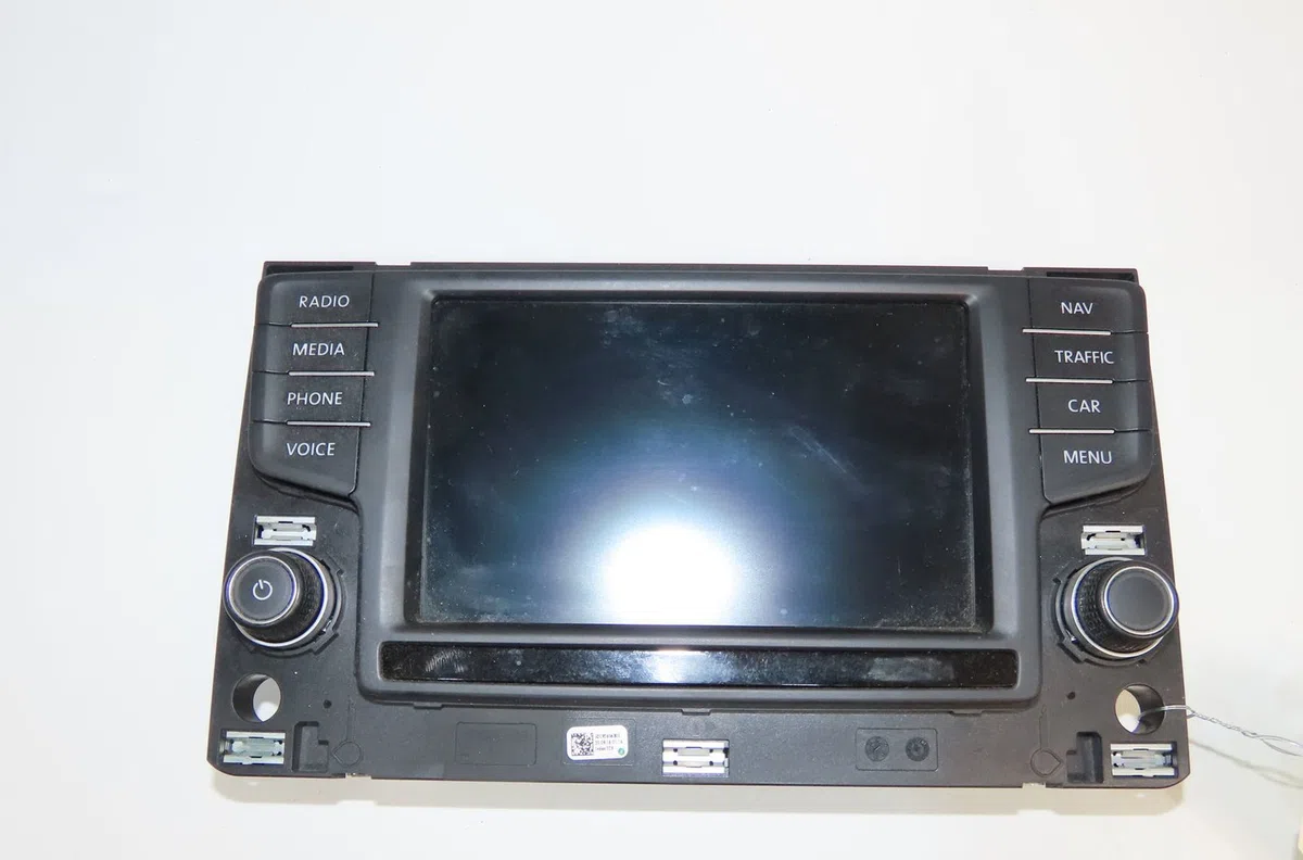Autoradio Volkswagen GOLF VII (5G1, BQ1, BE1, BE2) 1.6 tdi (2012-2017) occasion