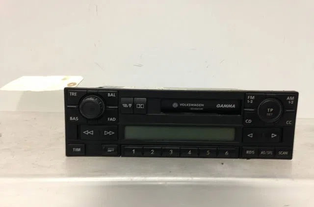 Autoradio VOLKSWAGEN PASSAT IV 2003 occasion