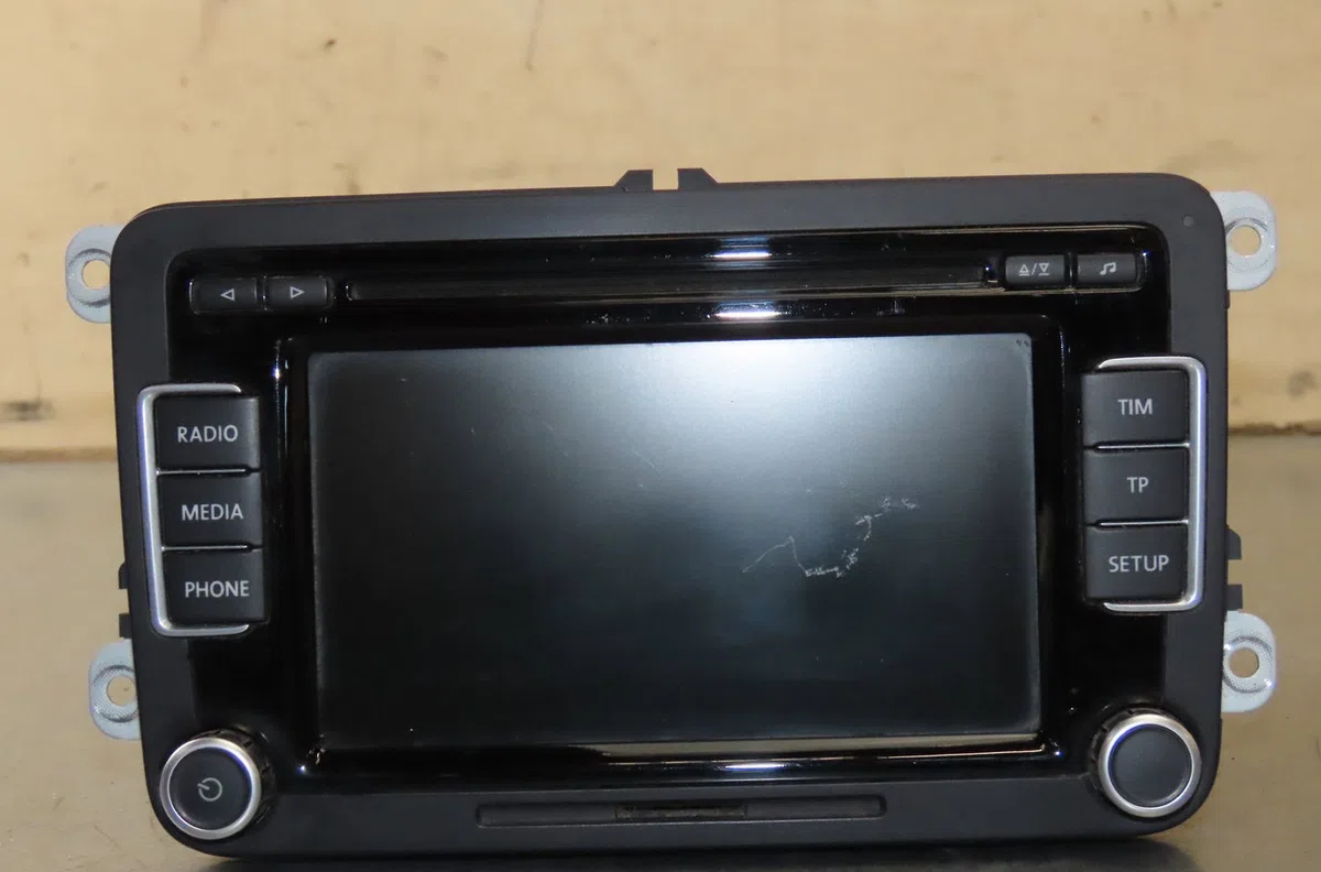 Autoradio Volkswagen POLO V (6R1, 6C1) 1.2 (2009) occasion