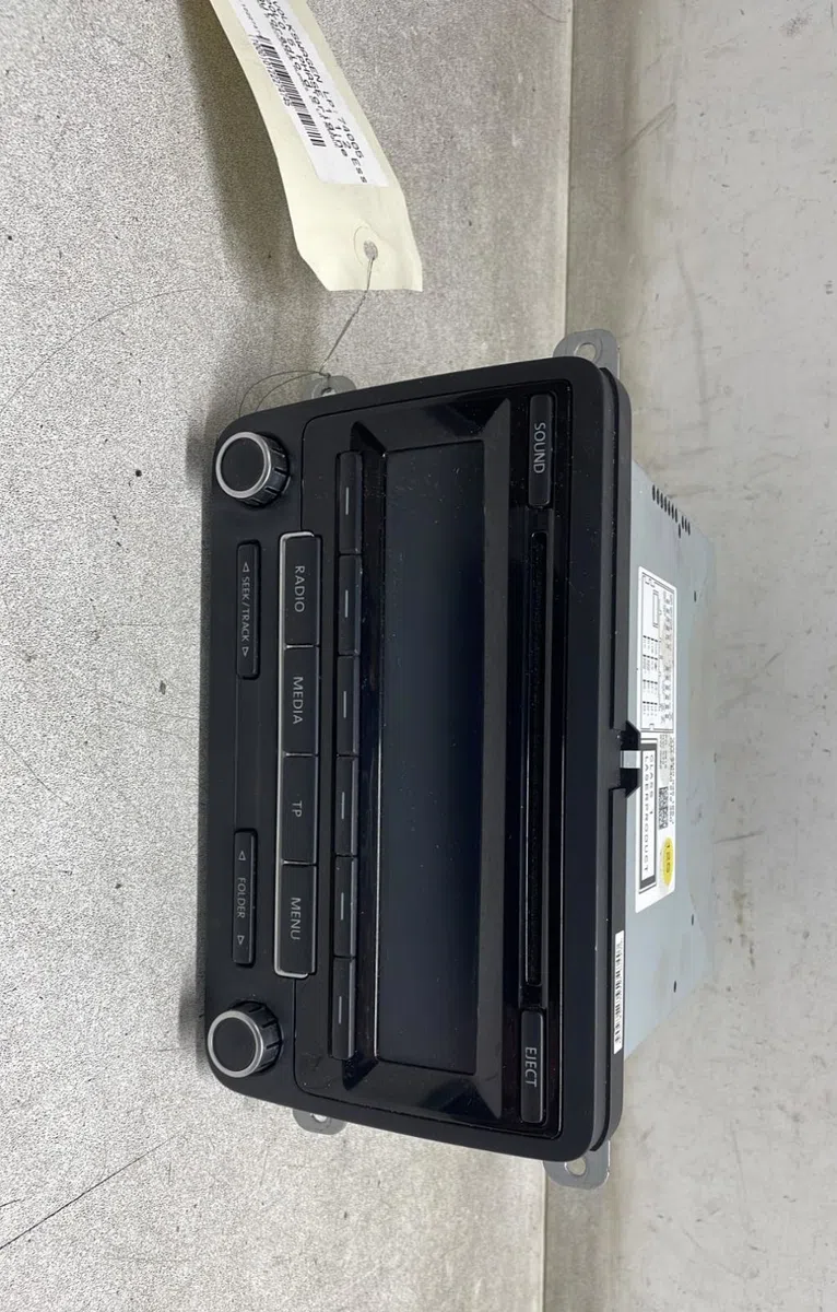 Autoradio Volkswagen POLO V (6R1, 6C1) 1.2 (2009) occasion