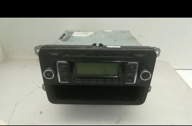 Autoradio Volkswagen POLO V (6R1, 6C1) 1.2 tdi (2009) 5 portes occasion