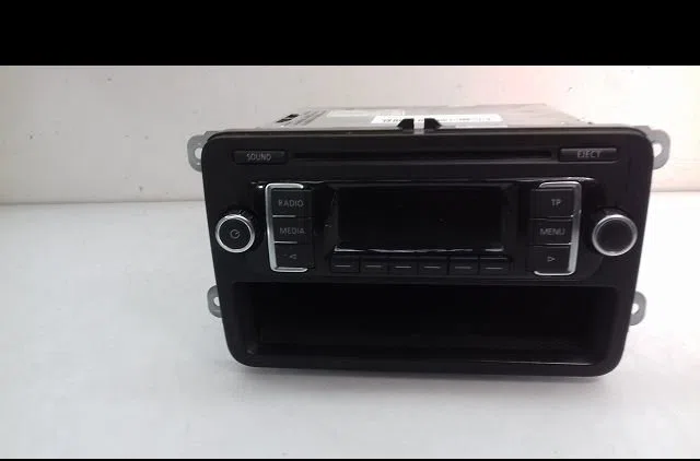 Autoradio Volkswagen POLO V (6R1, 6C1) 1.2 tdi (2009) 5 portes occasion