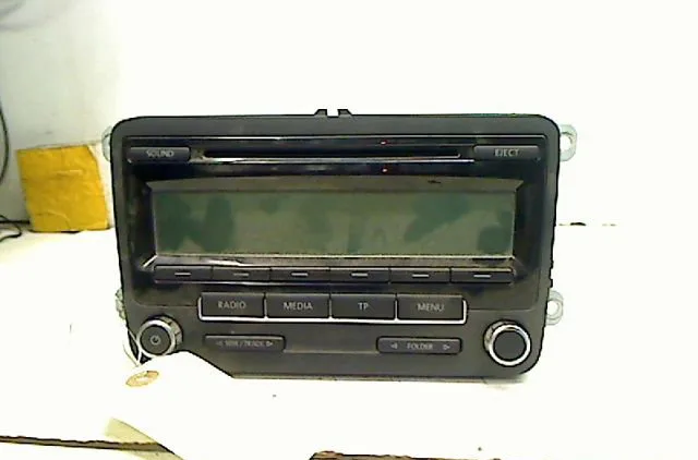 Autoradio Volkswagen POLO V (6R1, 6C1) 1.6 tdi (2009) 5 portes occasion