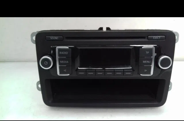 Autoradio Volkswagen POLO V (6R1, 6C1) 1.6 tdi (2009) 5 portes occasion