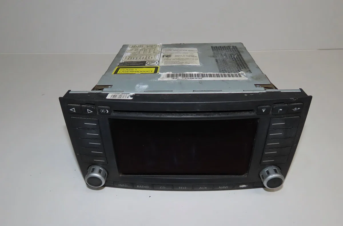 Autoradio Volkswagen TOUAREG (7LA, 7L6, 7L7) 5.0 v10 tdi (2002-2010) occasion