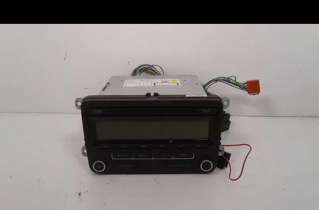 Autoradio Volkswagen TOURAN (1T1, 1T2) 1.9 tdi (2003-2004) 5 portes occasion