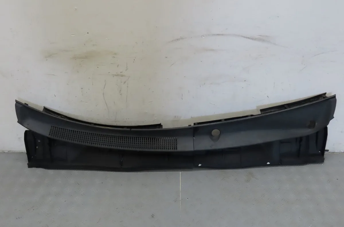 Baie pare brise Toyota AVENSIS Break (_T27_) 1.6 d4-d (wwt270_) (2015-2018) occasion