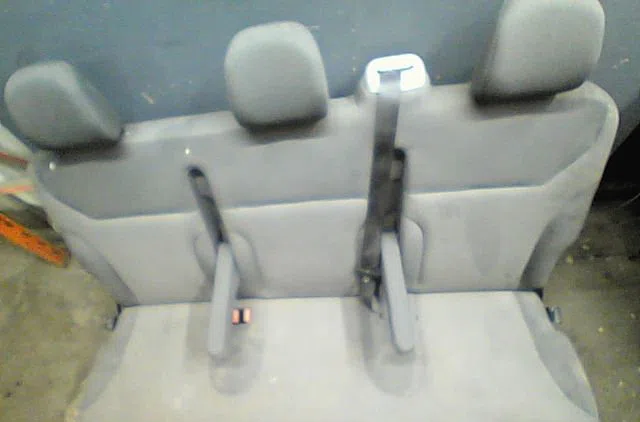 Banquette arrière supplémentaire - 7 places Opel VIVARO A Autobus-Autocar (X83) 2.0 cdti (f7, j7, a07) (2006-2014) occas