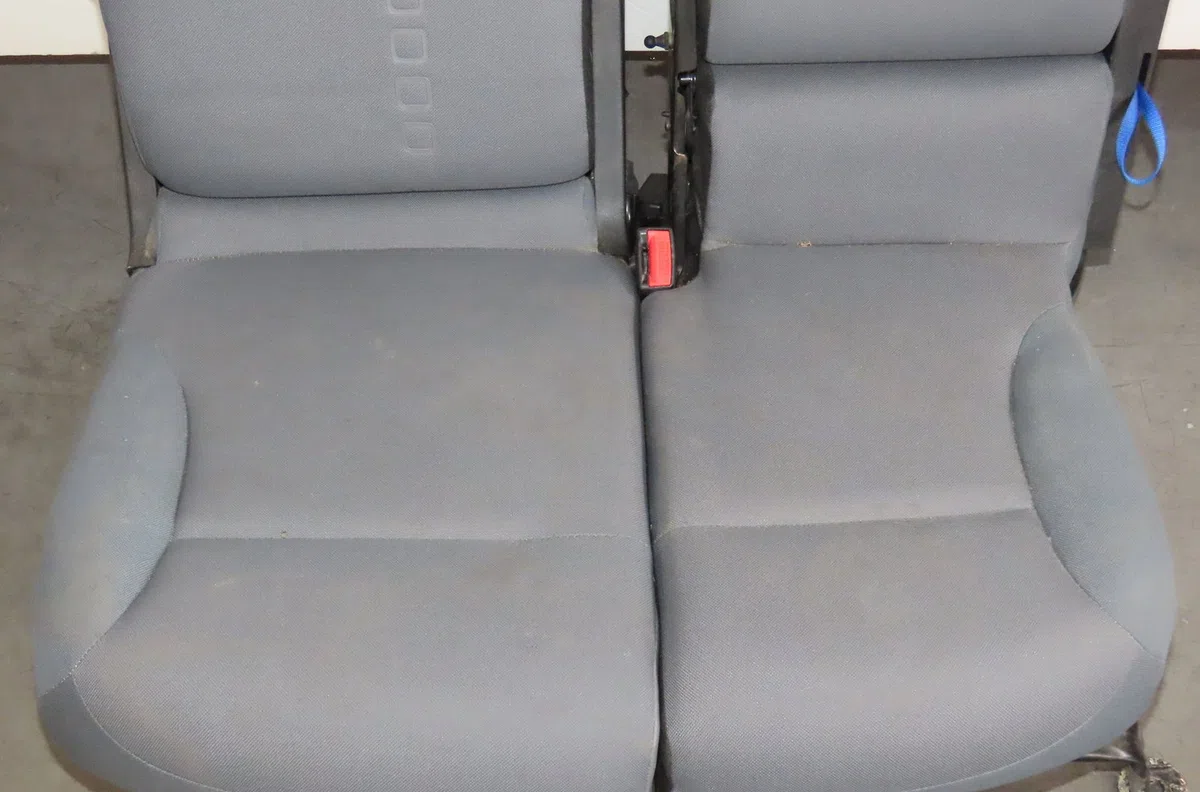 Banquette avant Citroen BERLINGO Camionnette-Monospace (B9) 1.6 hdi - bluehdi 75 (2010) 4 portes occasion