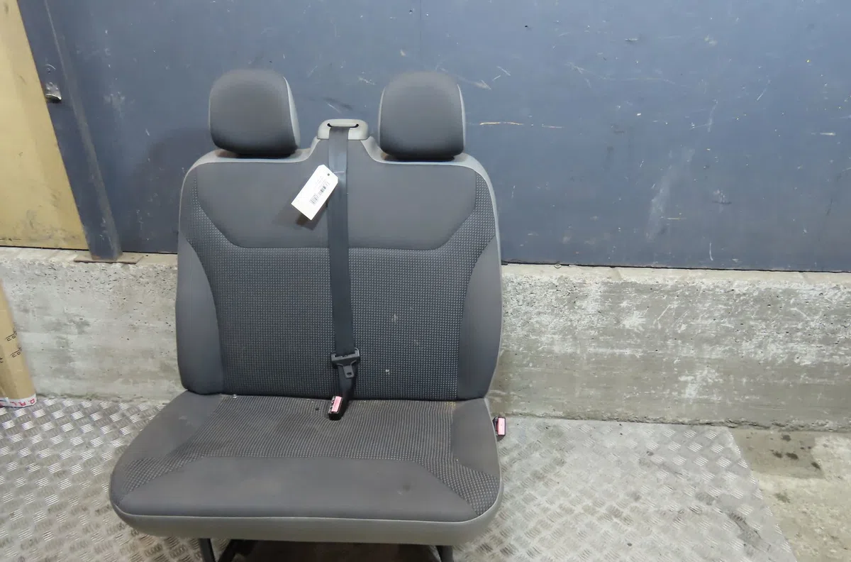 Banquette avant Opel VIVARO A Fourgon (X83) 2.0 cdti (f7) (2006-2014) occasion
