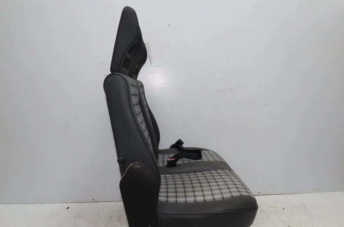 Banquette avant Peugeot BOXER Camionnette (230L) 2.5 d (1994-2002) occasion