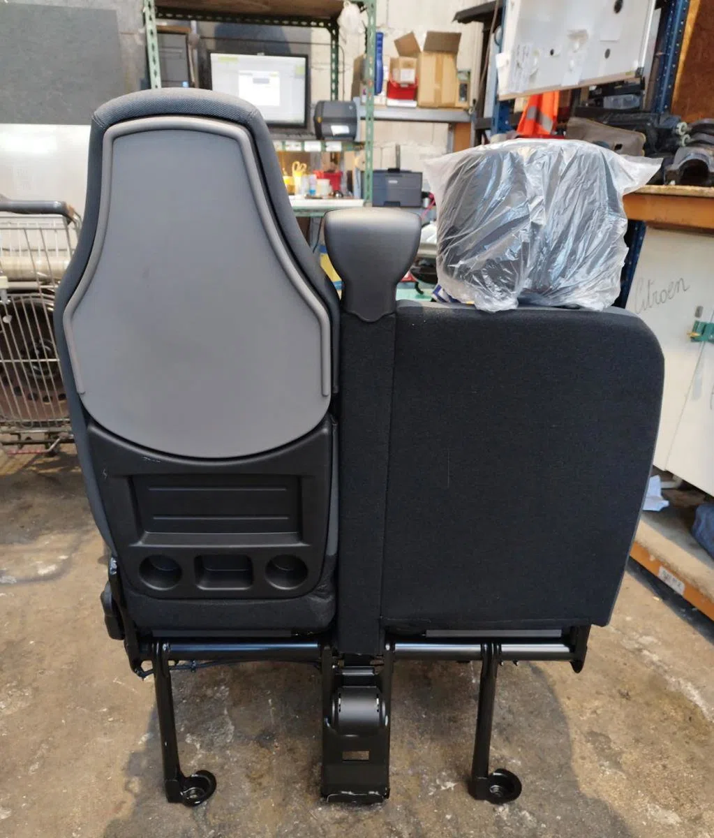 Banquette avant Renault MASTER III Camion plate-forme-Châssis (EV, HV, UV) 2.3 dci 110 fwd (ev0r, ev0w, hv0r, hv0w, uv0r