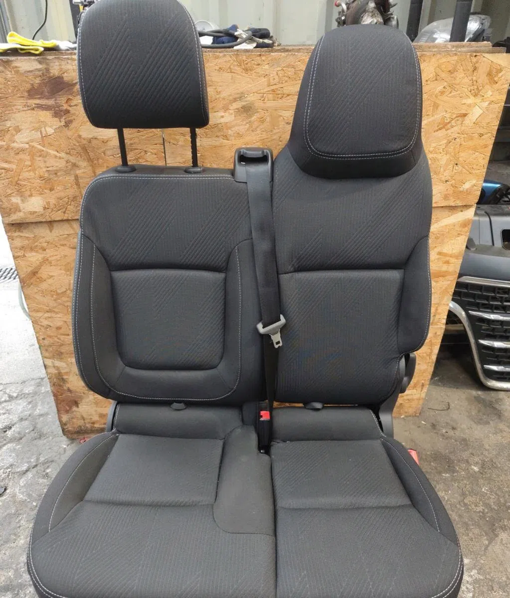 Banquette avant Renault TRAFIC III Camionnette (FG_) 1.6 dci 125 (fgmh) (2015) occasion