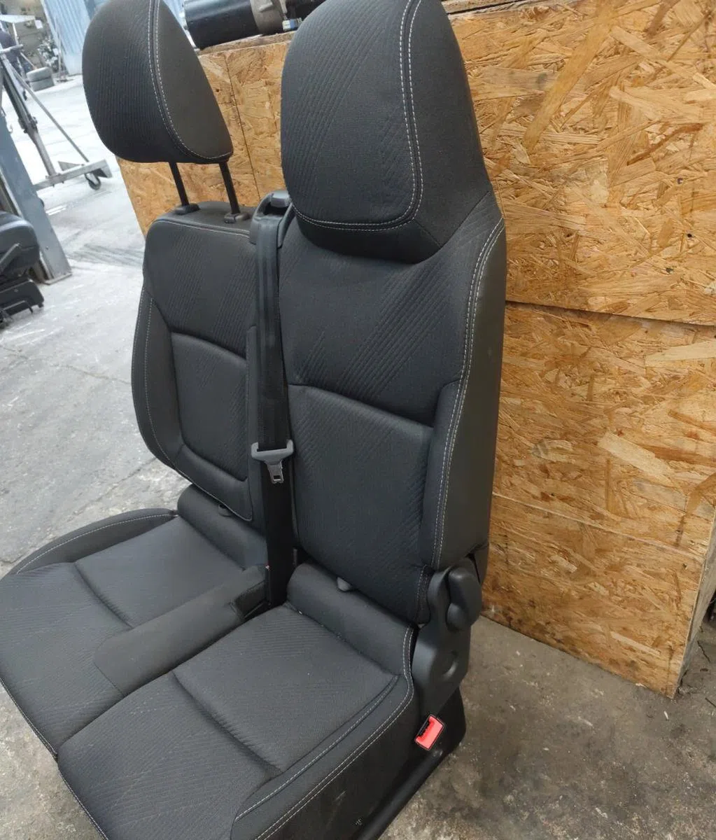 Banquette avant Renault TRAFIC III Camionnette (FG_) 1.6 dci 125 (fgmh) (2015) occasion