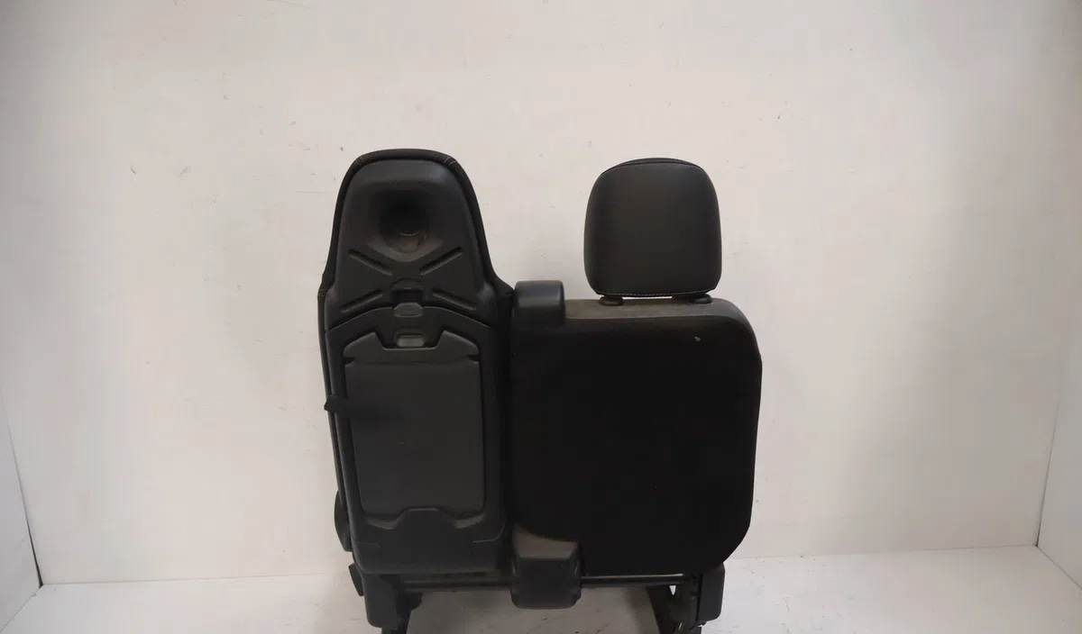 Banquette avant Renault TRAFIC III Camionnette (FG_) 2.0 dci 120 (fgmn) (2019) occasion