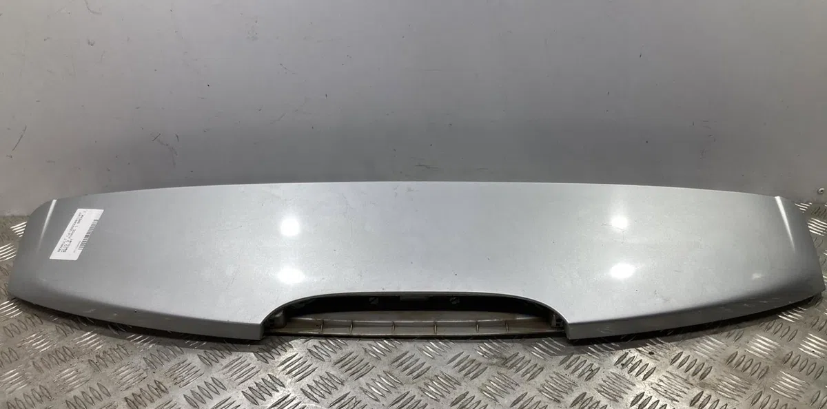 Becquet hayon RENAULT CLIO 3 PHASE 2 BREAK occasion
