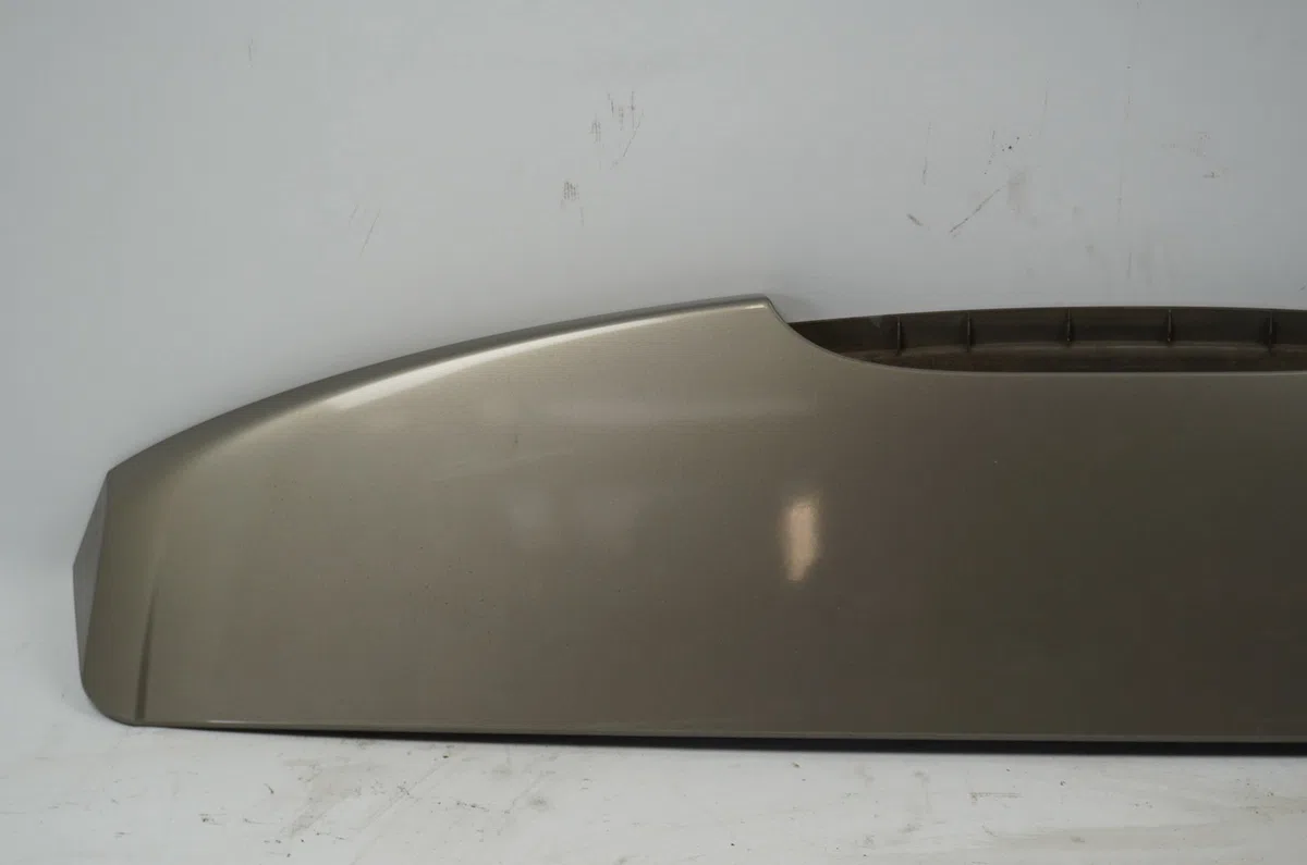 Becquet hayon Renault CLIO III Grandtour (KR0-1_) 1.5 dci (kr0f) (2007-2012) 5 portes occasion
