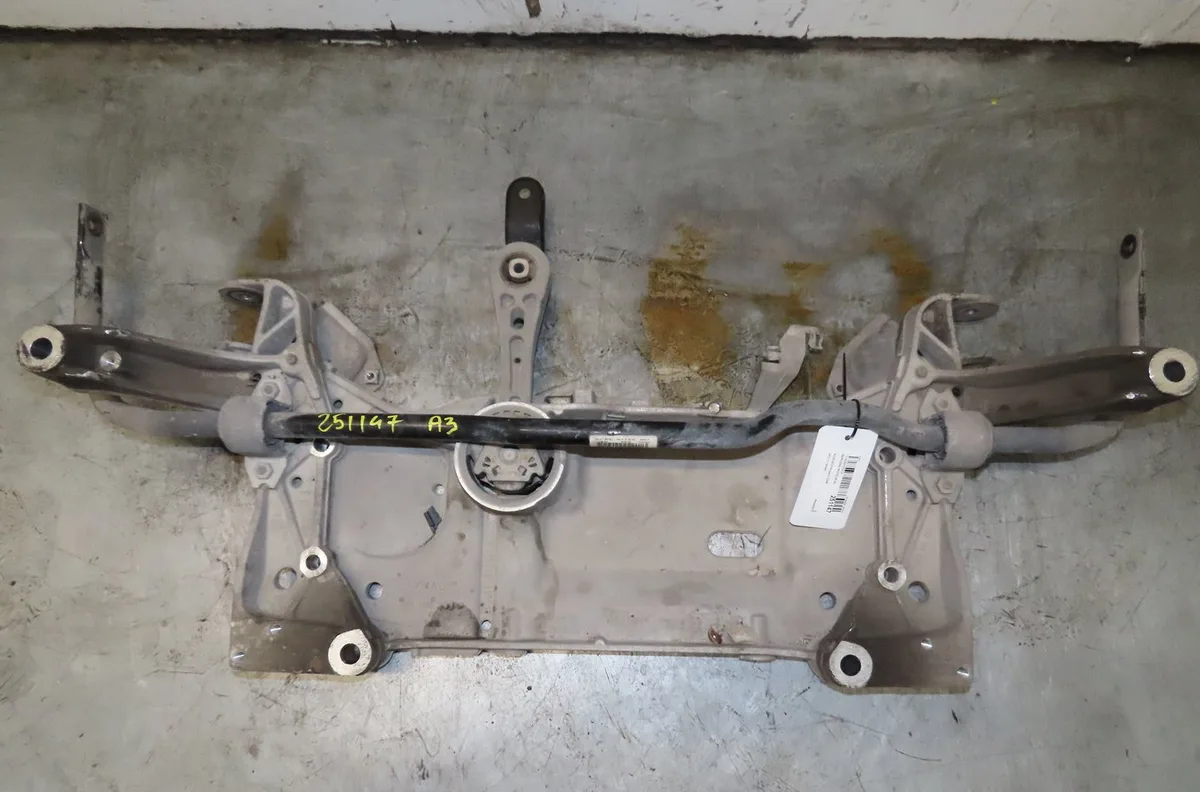 Berceau moteur avant Audi A3 Décapotable (8P7) 1.8 tfsi (2008-2013) occasion