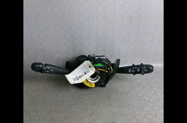 Bloc commodos Alfa romeo 147 (937_) 1.6 16v t.spark (937.axa1a, 937.axb1a, 937.bxb1a) (2001-2010) occasion