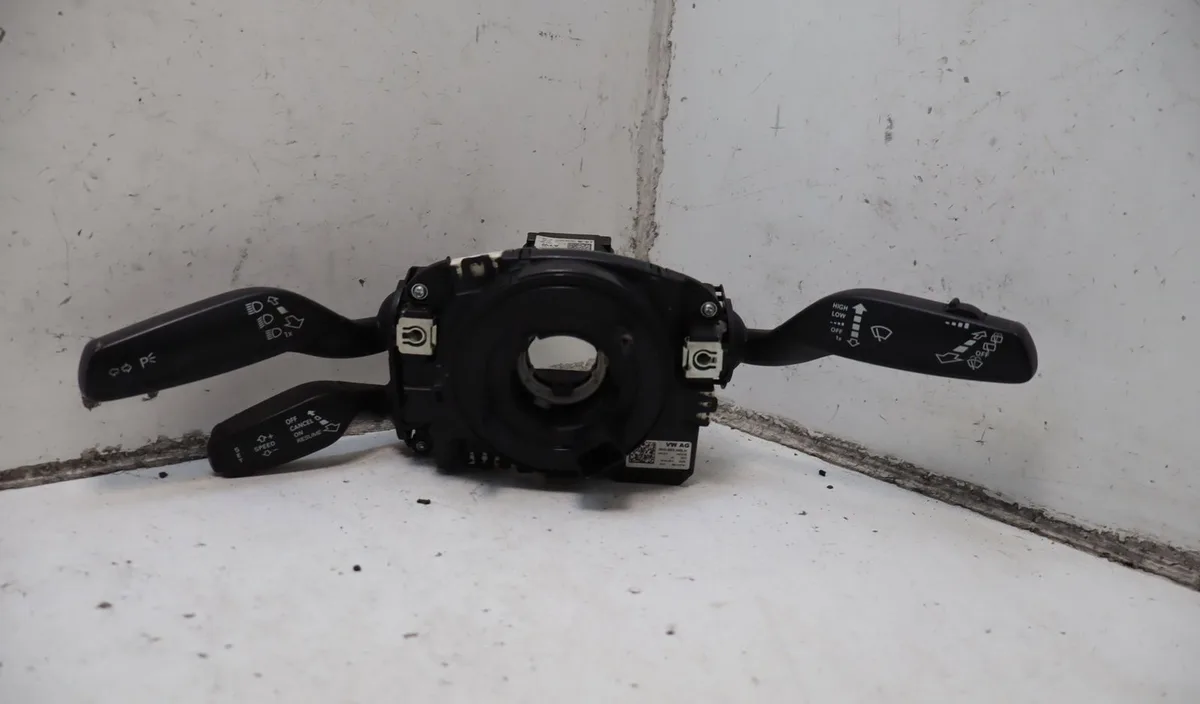 Bloc commodos Audi A1 Sportback (8XA, 8XF) 2.0 tdi (2012-2015) occasion