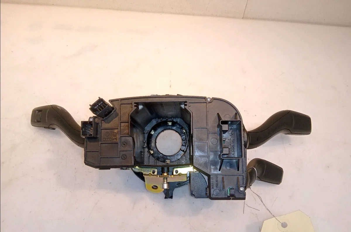 Bloc commodos Audi A6 C6 Avant (4F5) 2.7 tdi (2005-2011) occasion