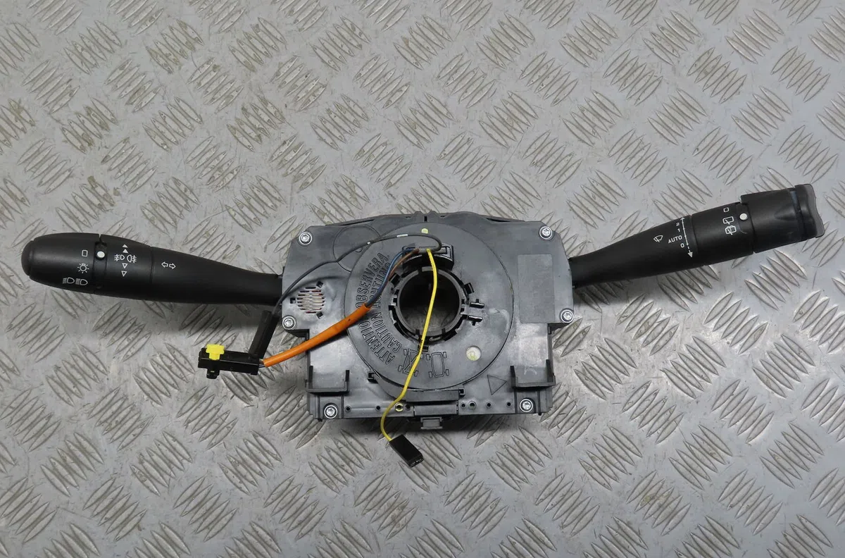 Bloc commodos Citroen C2 (JM_) 1.4 (2003-2009) 3 portes occasion