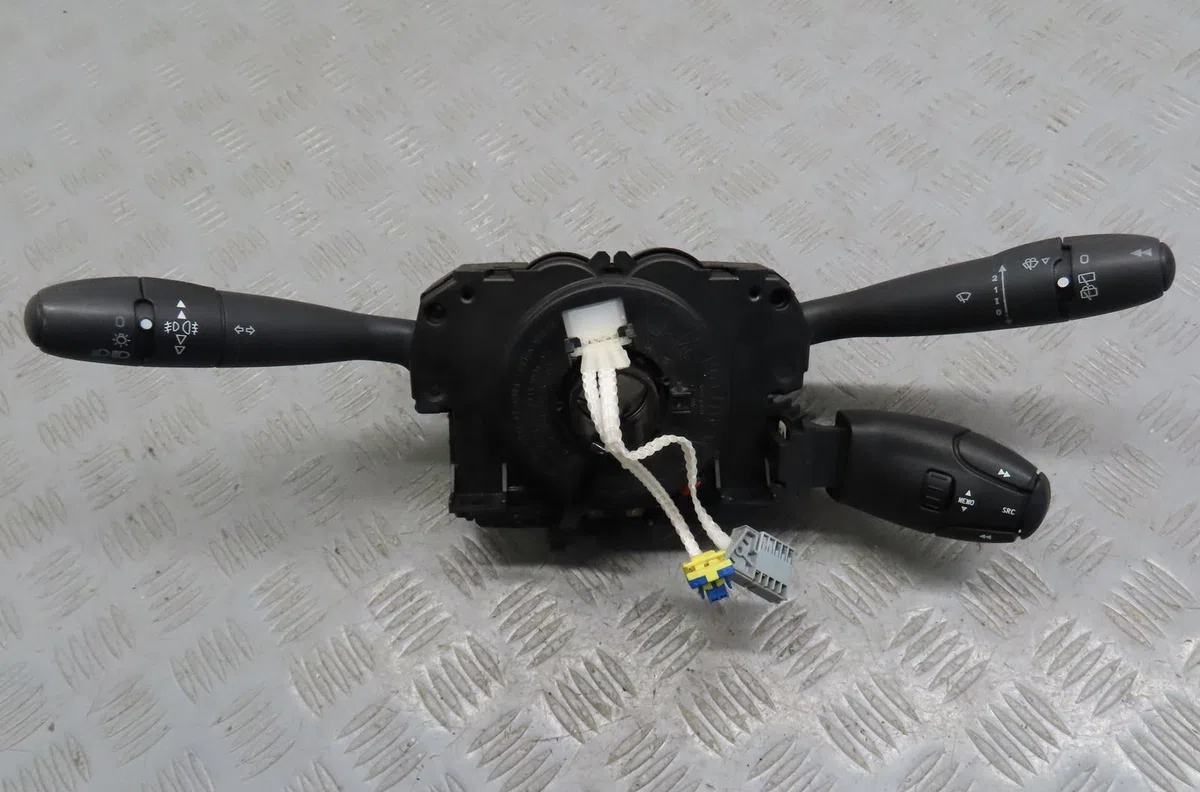 Bloc commodos Citroen C3 I (FC_, FN_) 1.4 i (2002-2010) 5 portes occasion