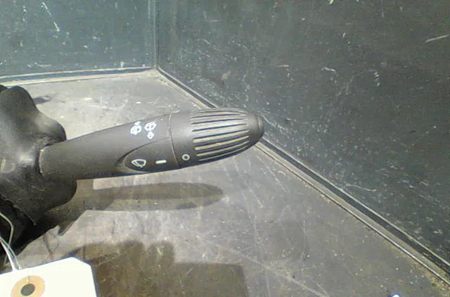 Bloc commodos Fiat PUNTO (188_) 1.9 jtd (2001-2012) occasion