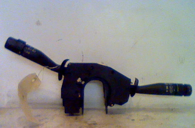 Bloc commodos FORD ESCORT III 1996 occasion