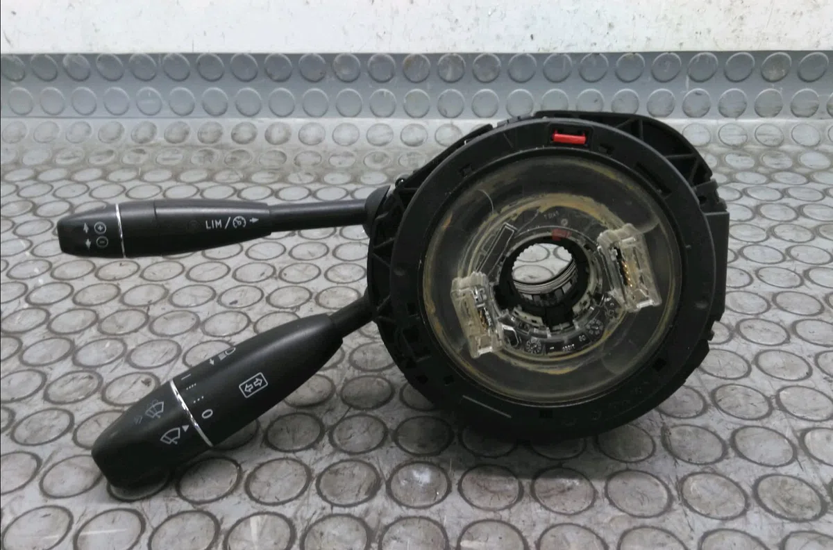 Bloc commodos Mercedes-benz CLASSE C (W204) C 200 cdi (204.007, 204.006) (2007-2009) occasion