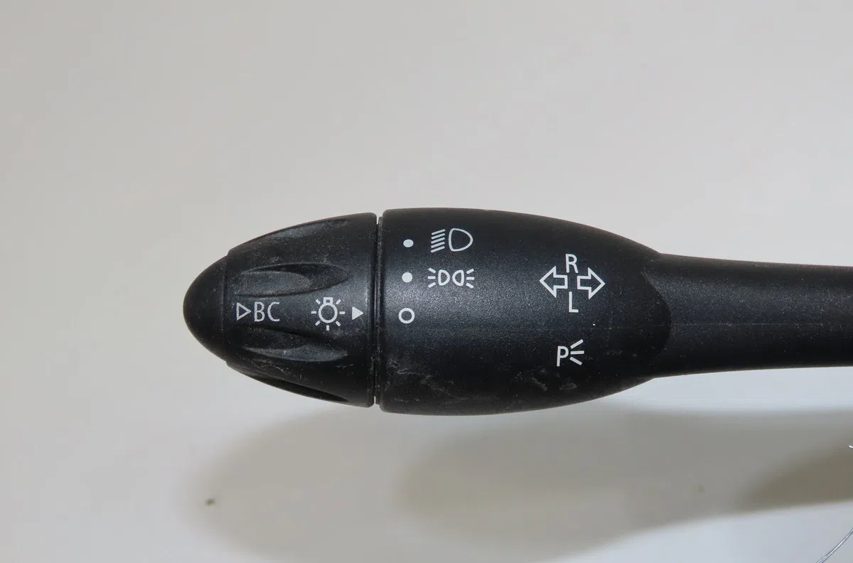 Bloc commodos Mini MINI CLUBMAN (R55) Cooper d (2007-2010) occasion